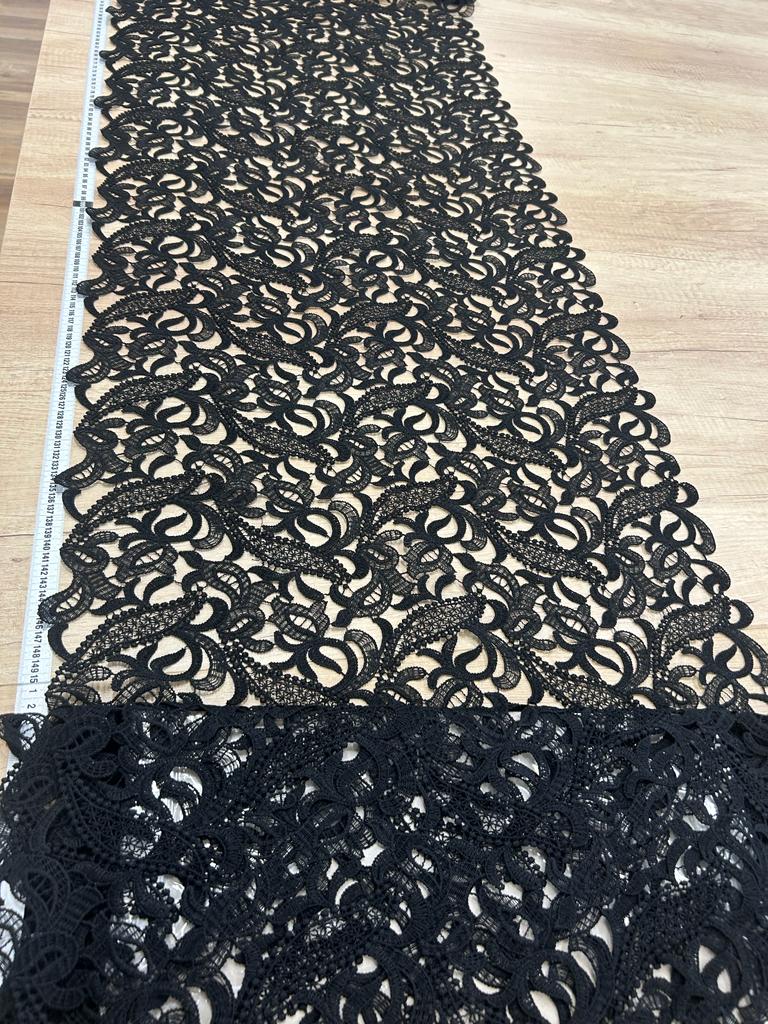 Guipure Noire 90%CO 10%PL